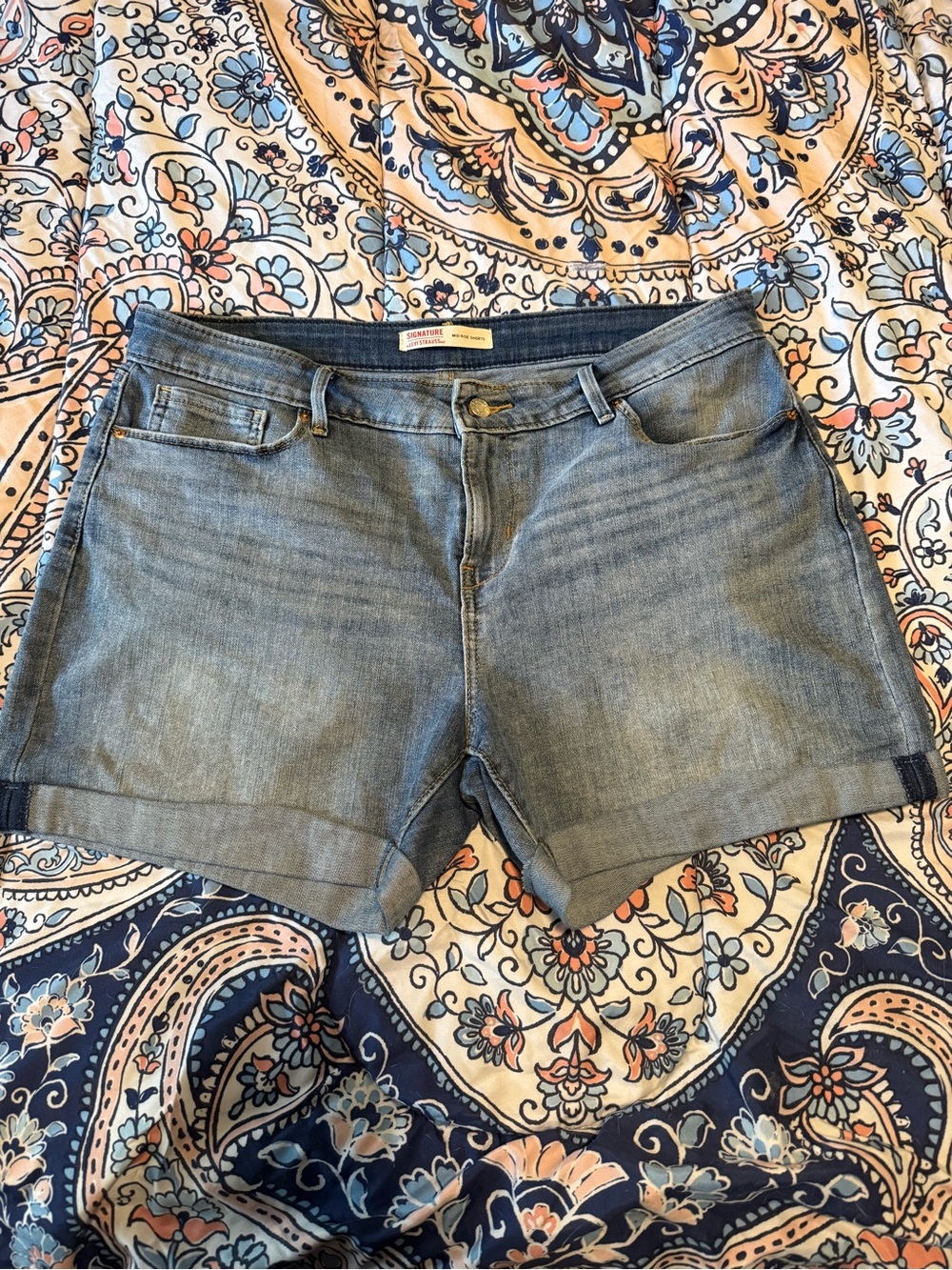 Signature by Levi Strauss Light Blue Roll-Cuff Denim Shorts